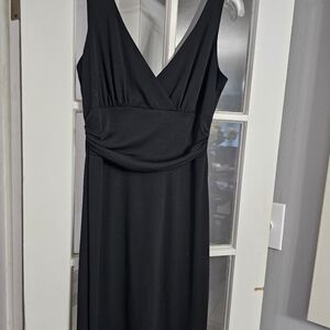 JUNIORS BLACK SLEEVELESS DRESS! SIZE 5/6! WORN TWICE!